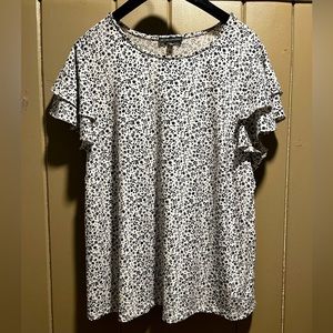 Adrianna papell 1x mini flower patterned flutter sleeve top